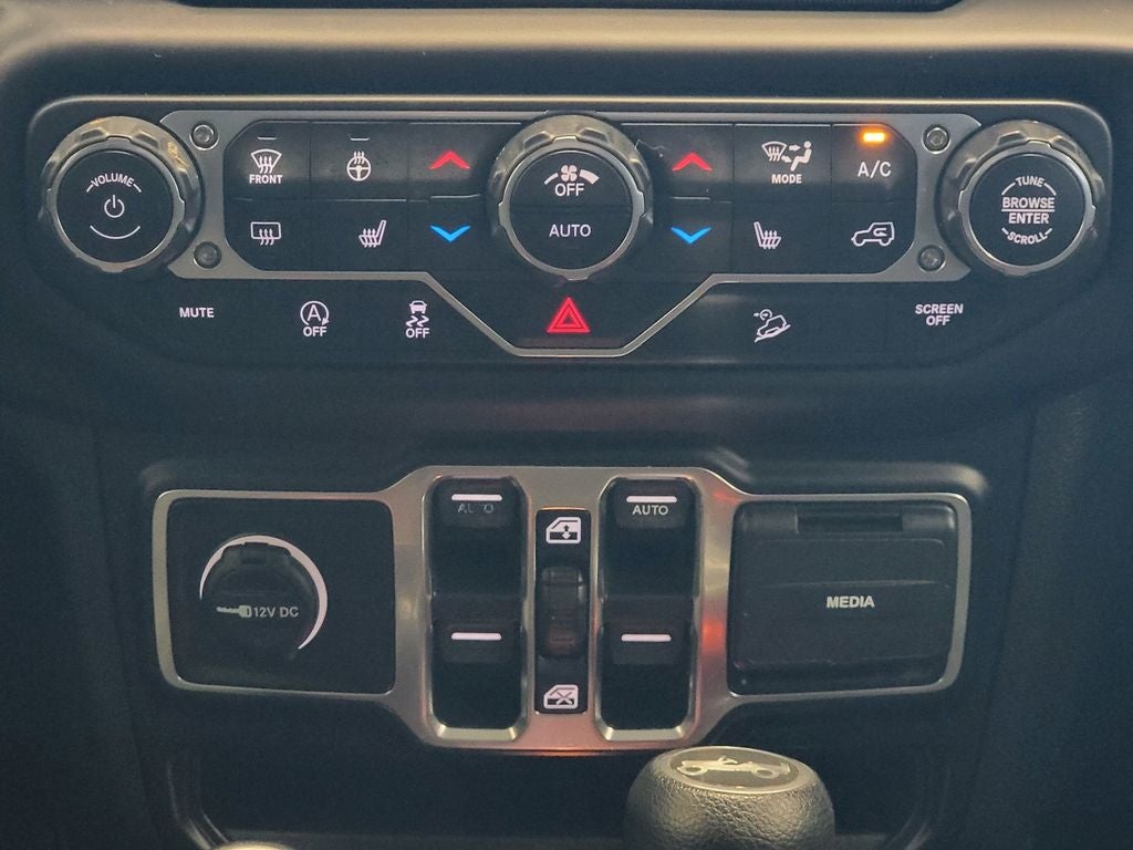 2019 Jeep Wrangler U Saha