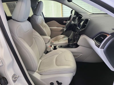 2022 Jeep Cherokee Latitude Lux