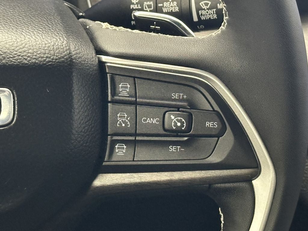 2025 Jeep Grand Cherokee L Limited 4x4