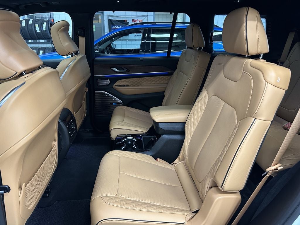 2024 Jeep Grand Cherokee L Summit 4x4