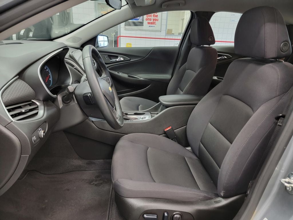 2023 Chevrolet Malibu RS