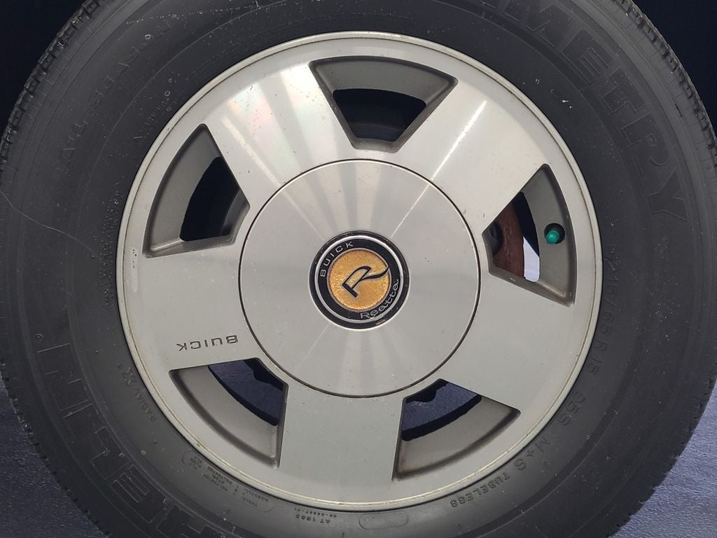 1990 Buick Reatta Base