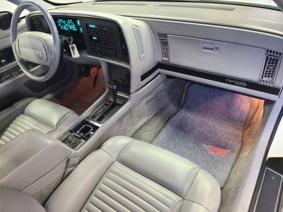 1990 Buick Reatta Base