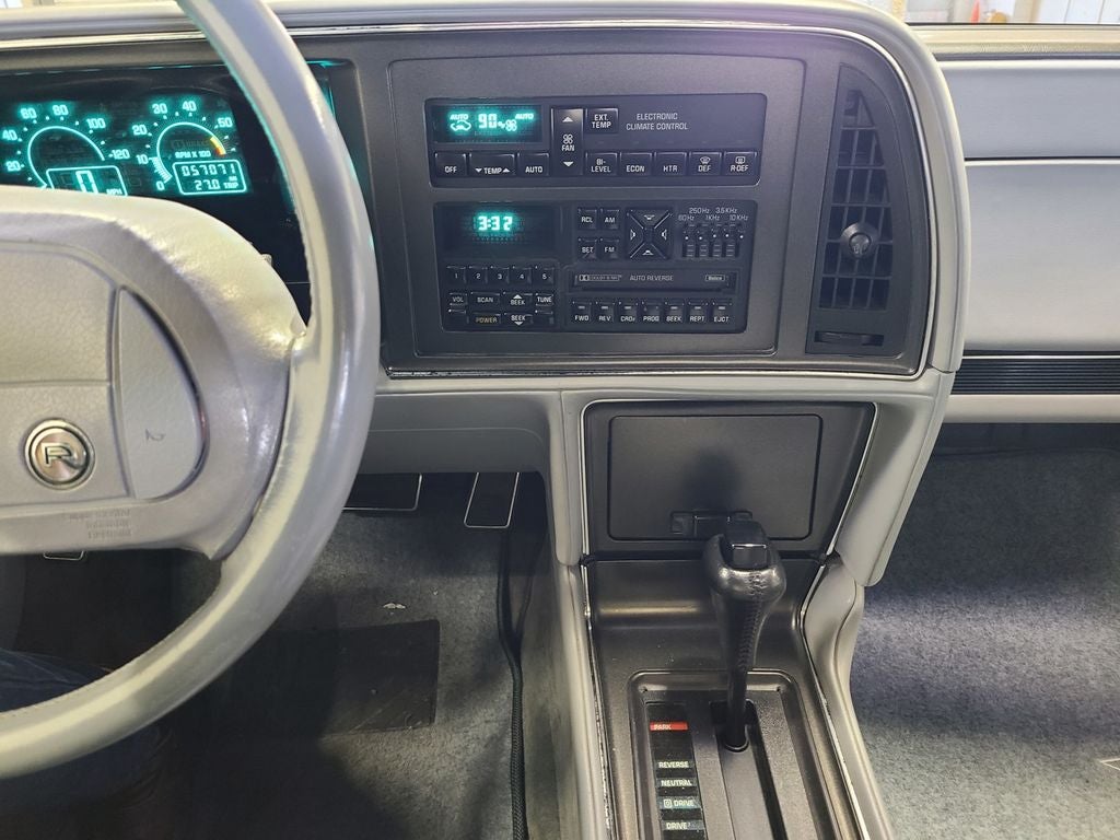 1990 Buick Reatta Base