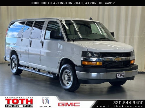 2025 Chevrolet Express Passenger 1LT