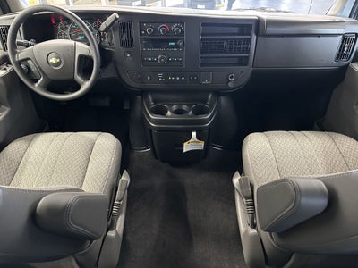 2025 Chevrolet Express Passenger 1LT
