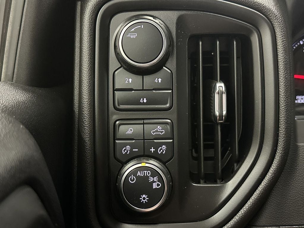 2025 Chevrolet Silverado 3500 HD WT DRW