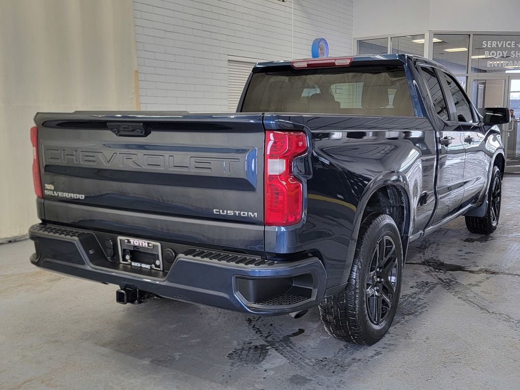 2022 Chevrolet Silverado 1500 Custom
