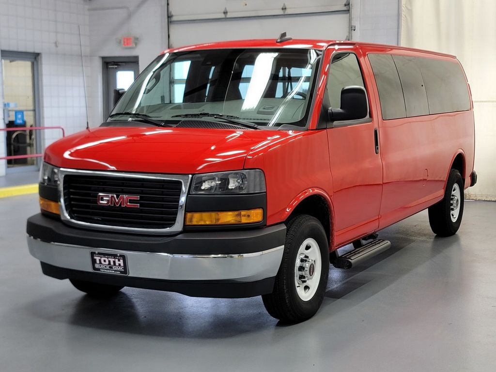2024 GMC Savana Passenger 3500 LT