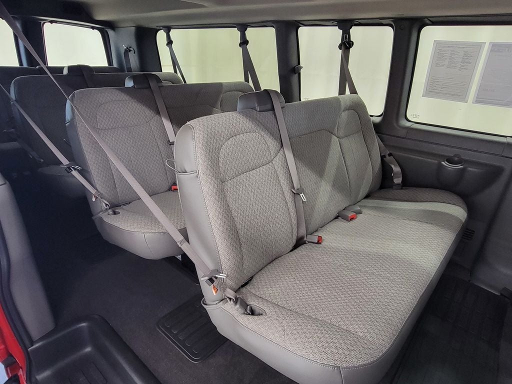 2024 GMC Savana Passenger 3500 LT