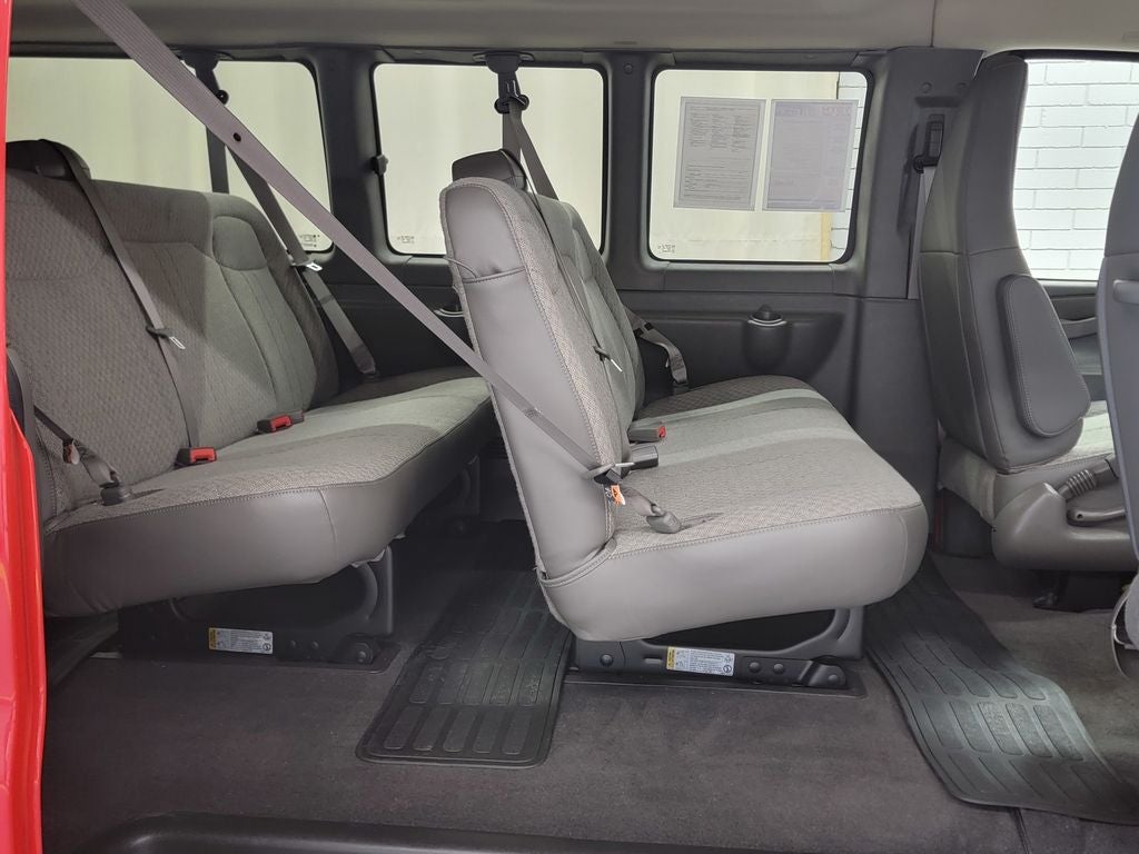 2024 GMC Savana Passenger 3500 LT