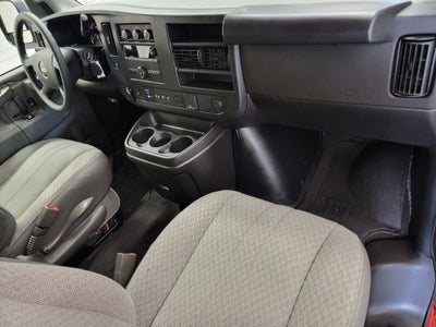 2024 GMC Savana Passenger 3500 LT