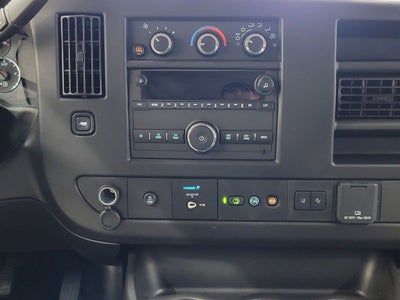 2024 GMC Savana Passenger 3500 LT