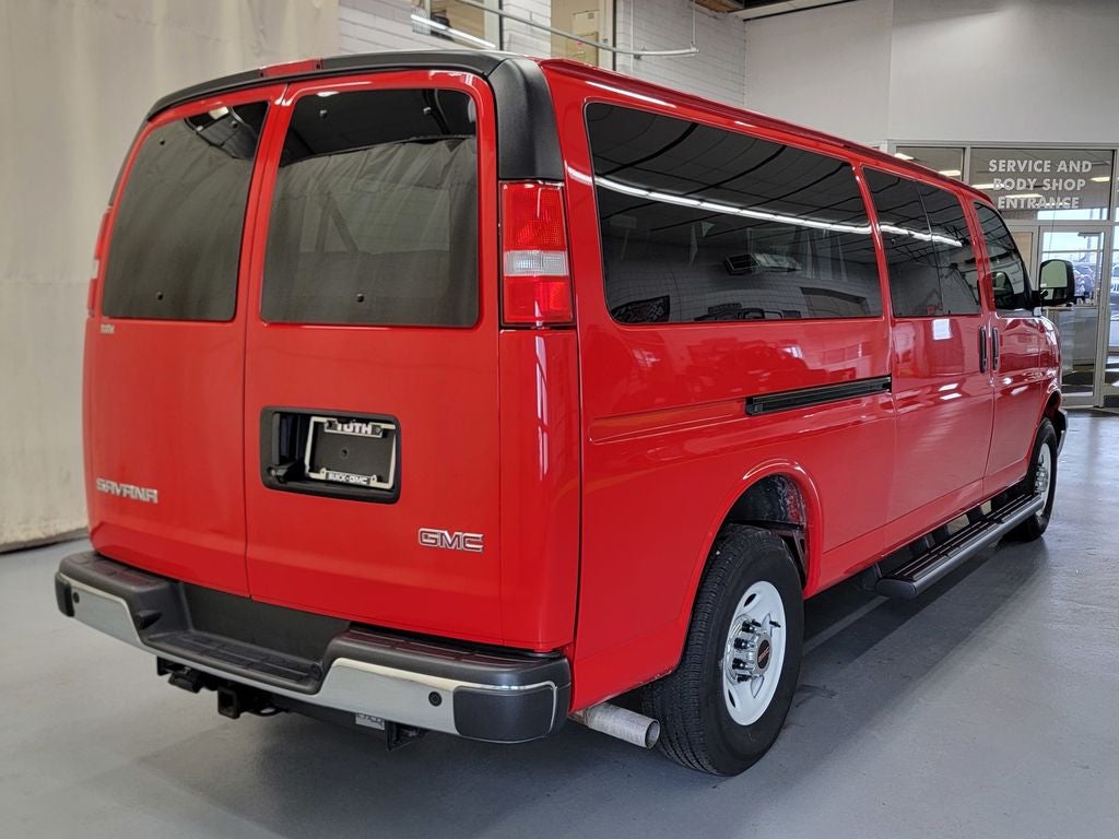 2024 GMC Savana Passenger 3500 LT