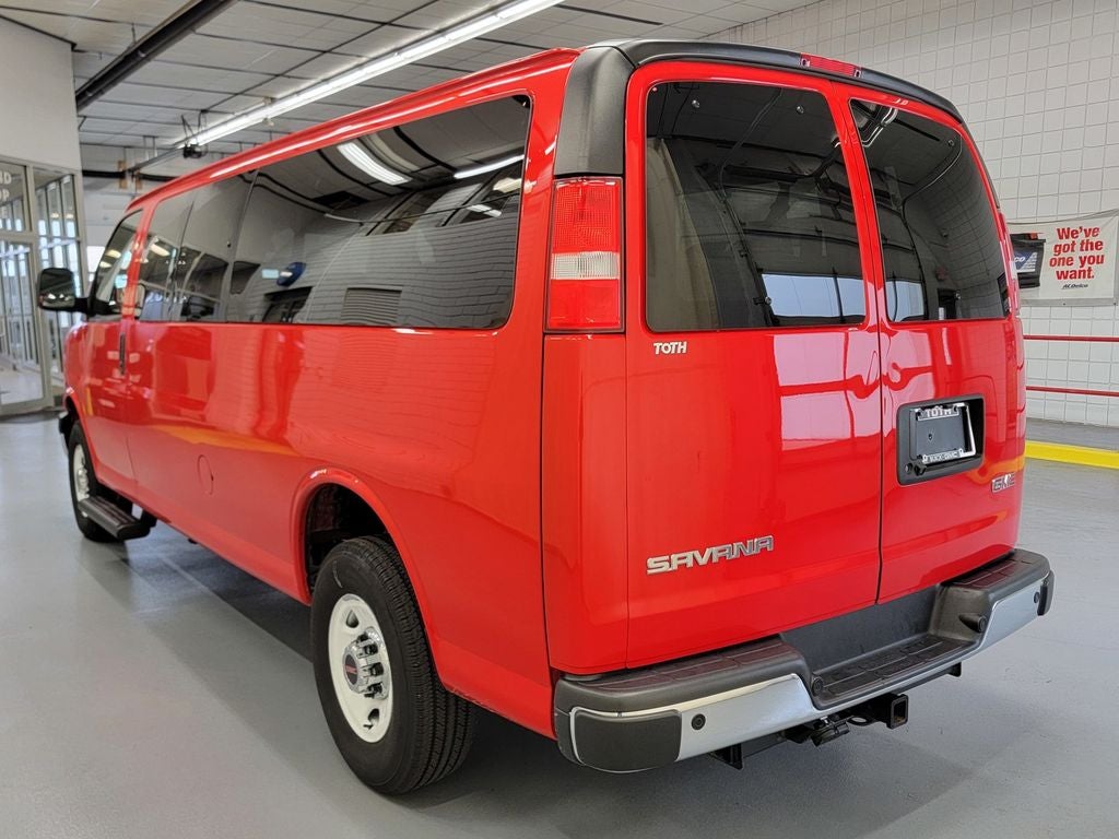 2024 GMC Savana Passenger 3500 LT