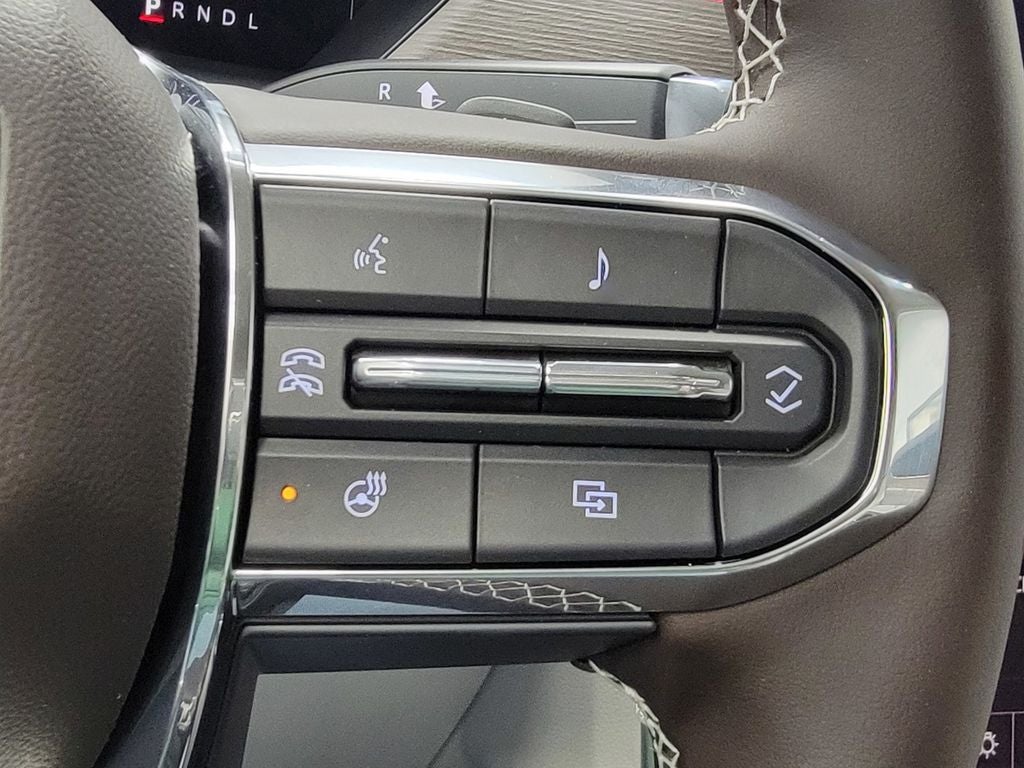 2025 GMC Acadia Denali