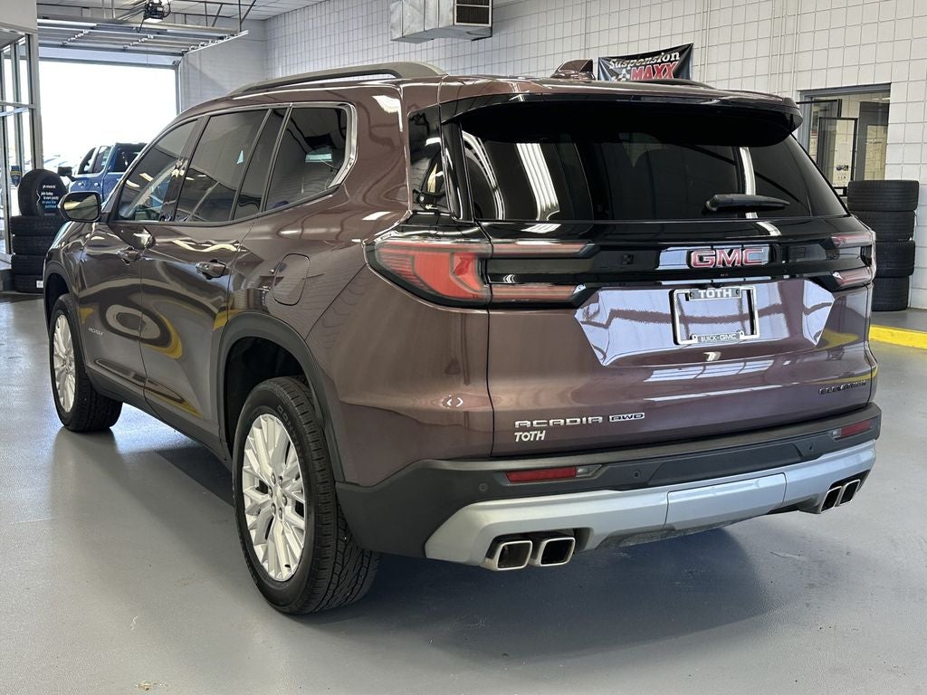 2024 GMC Acadia Elevation