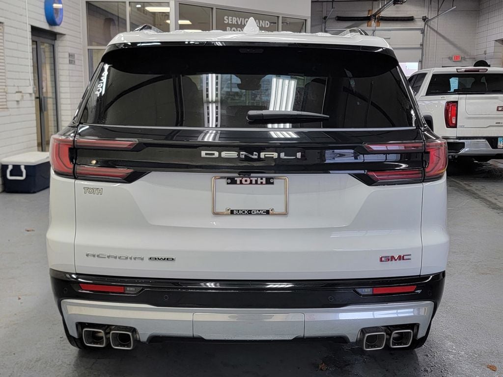 2026 GMC Acadia Denali
