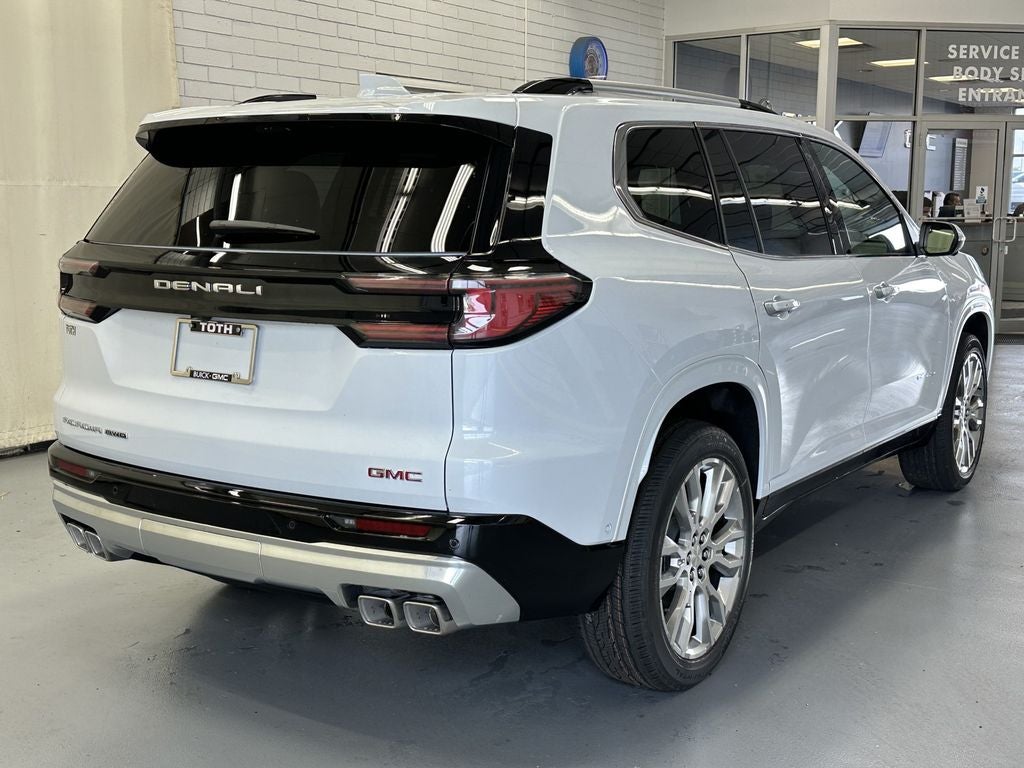 2026 GMC Acadia Denali