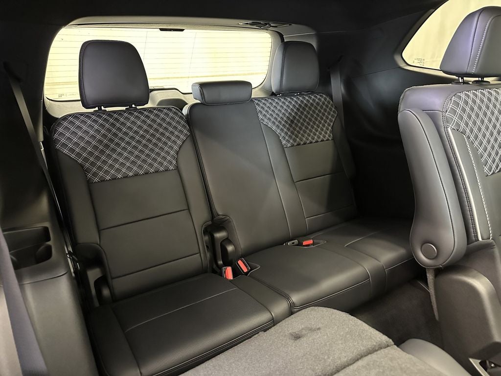 2026 GMC Acadia Denali - Photo 22
