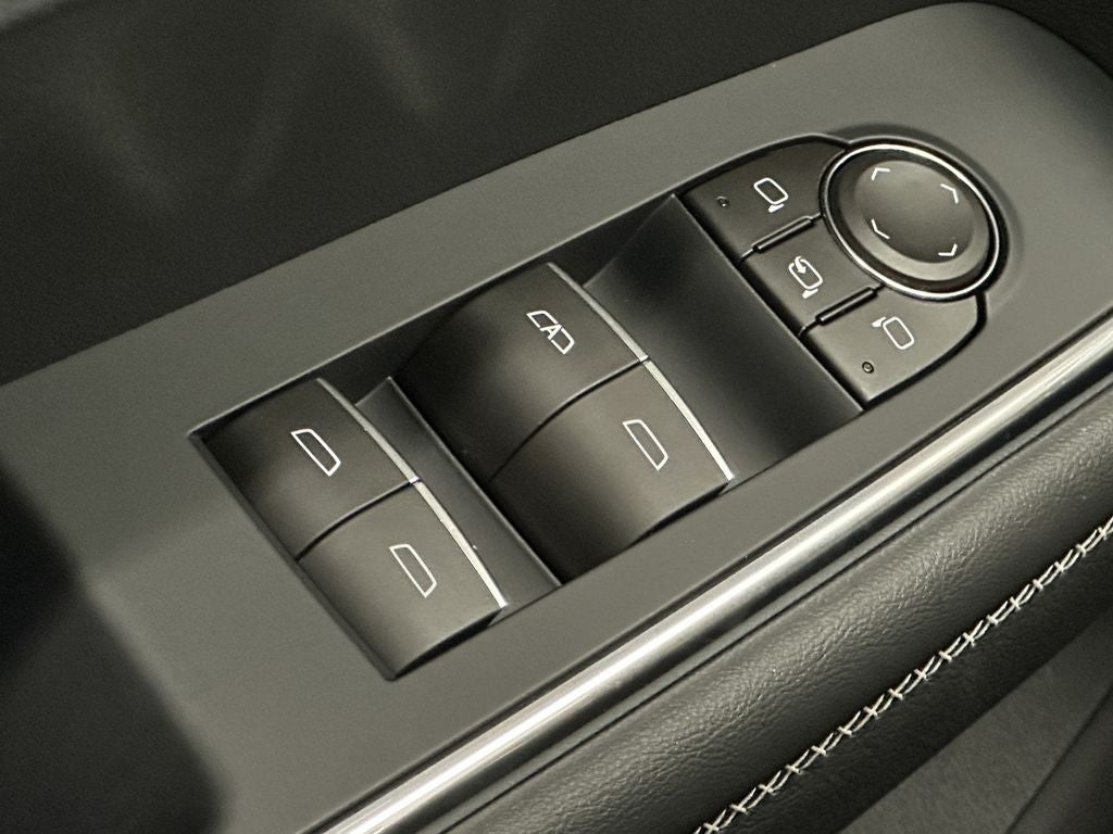 2026 GMC Acadia Denali - Photo 36