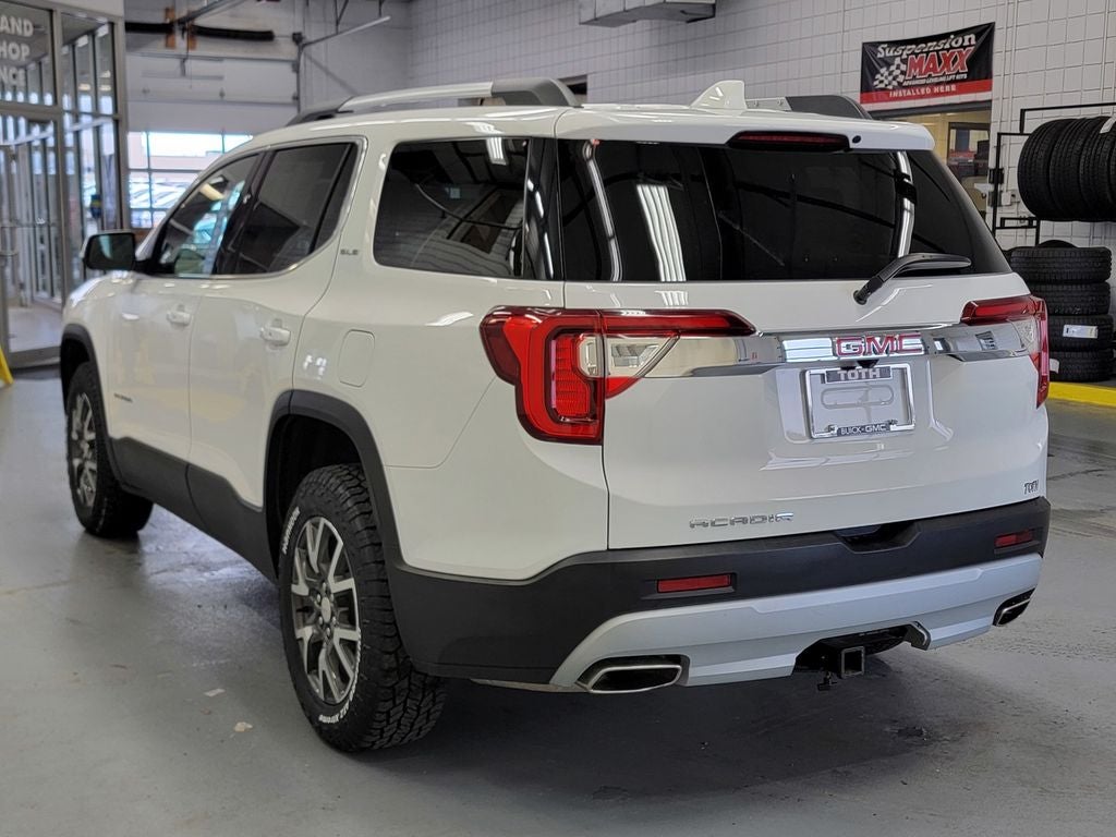 2023 GMC Acadia SLE