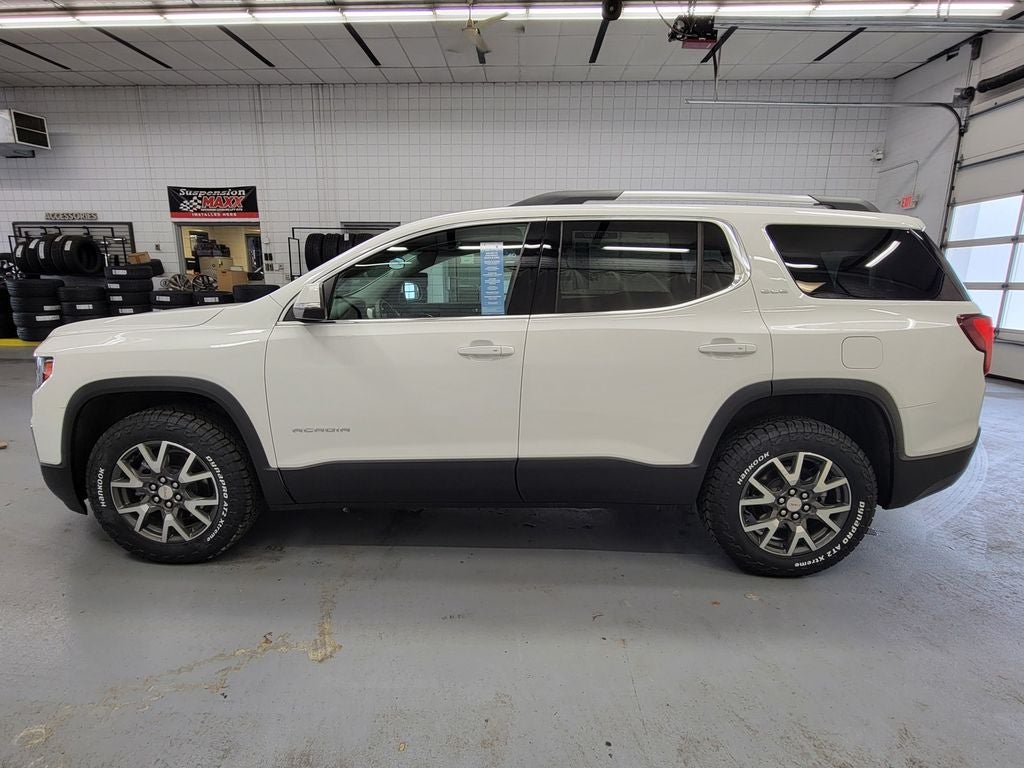 2023 GMC Acadia SLE