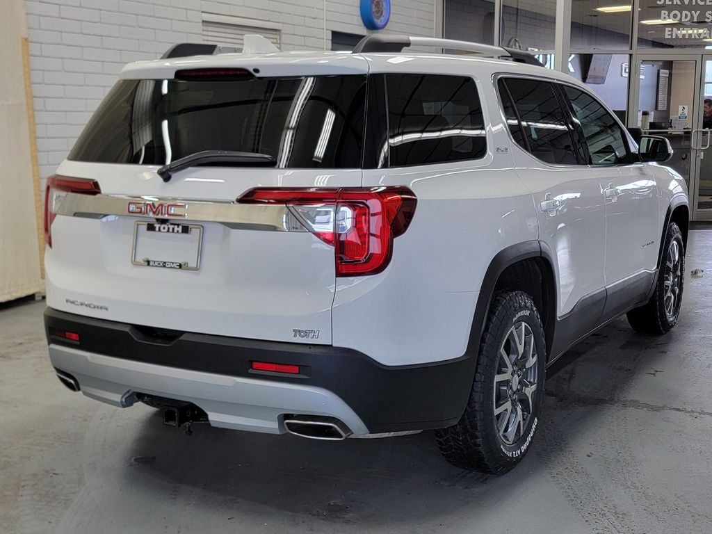 2023 GMC Acadia SLE