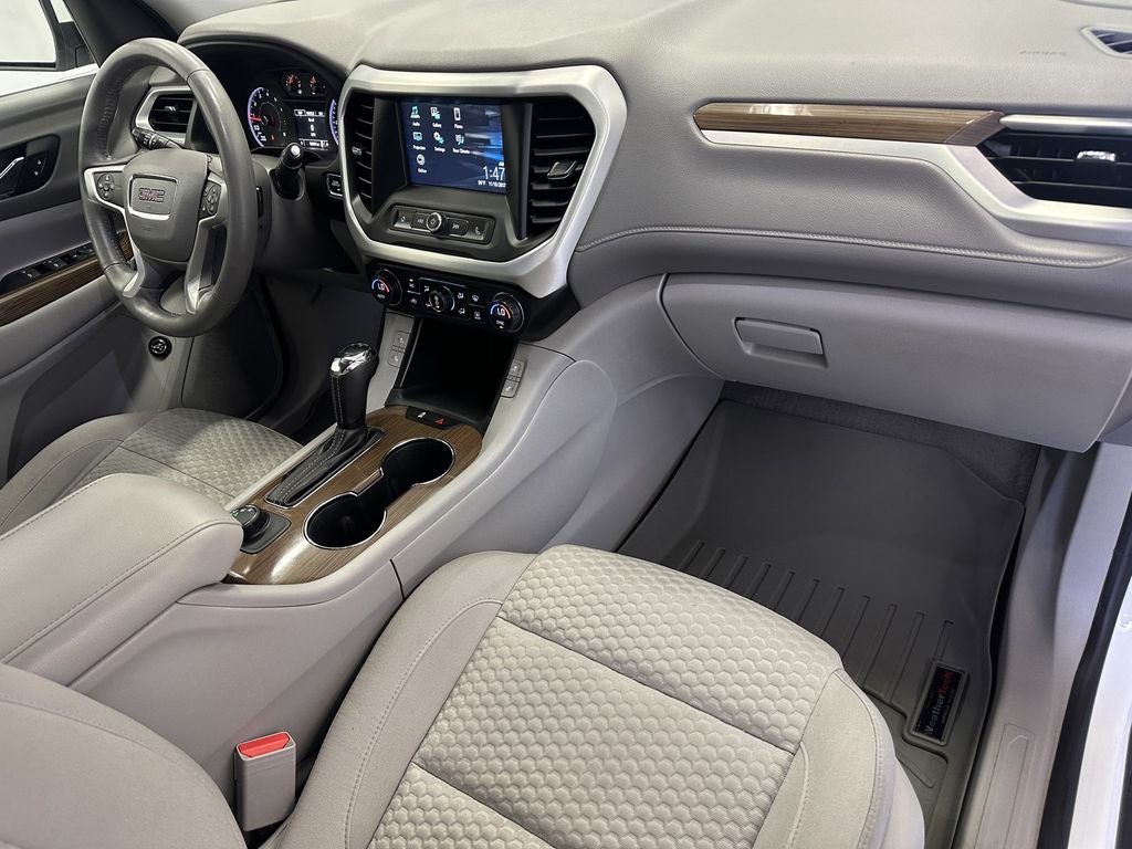 2017 GMC Acadia SLE