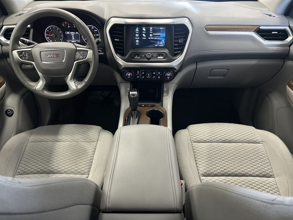 2017 GMC Acadia SLE
