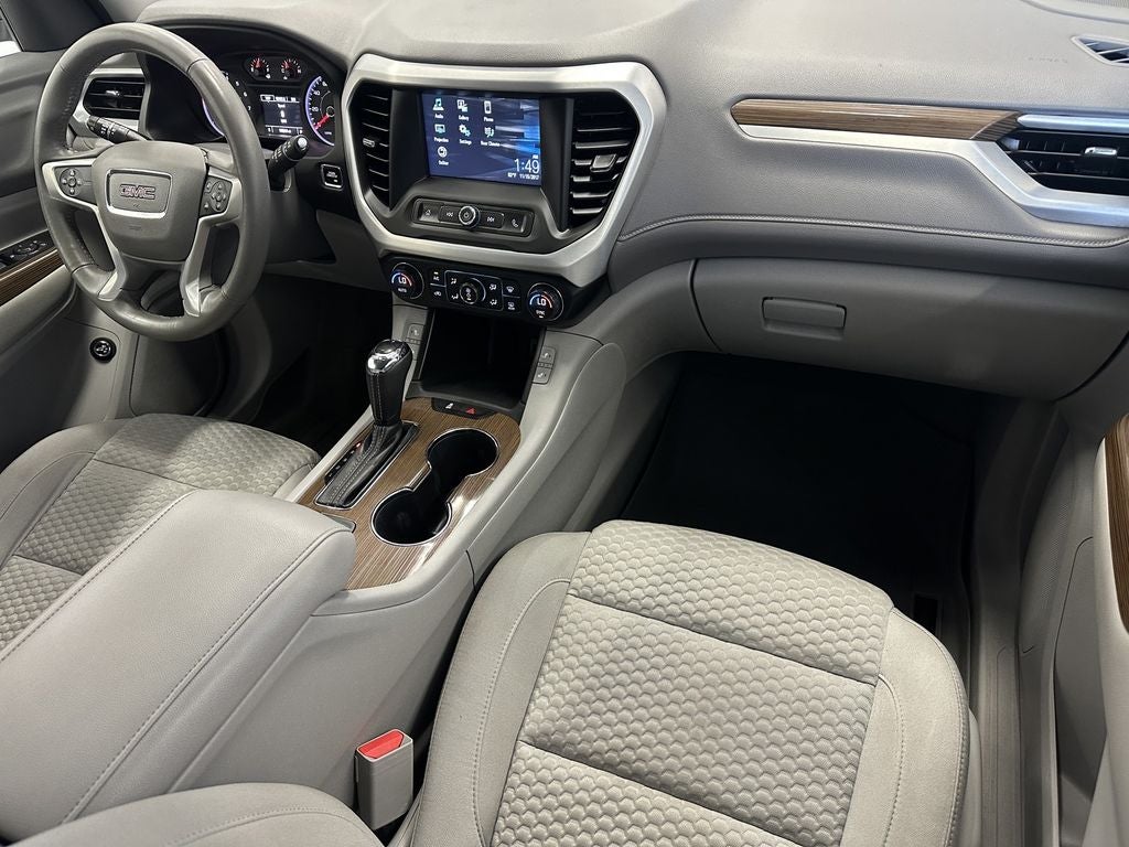 2017 GMC Acadia SLE