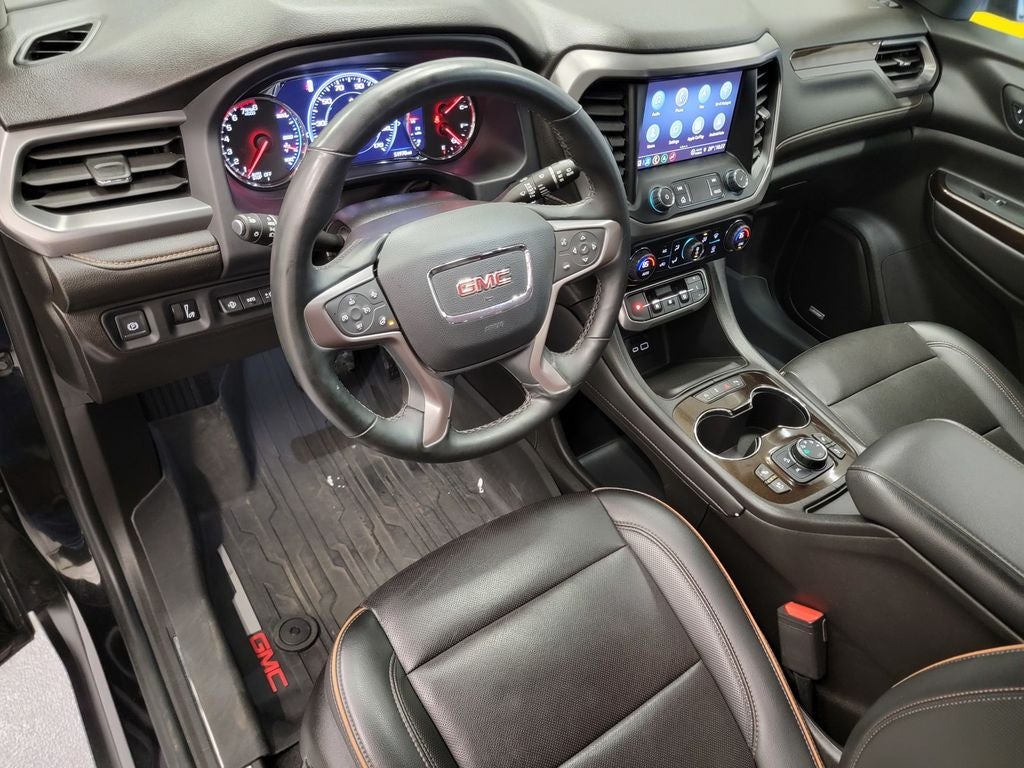 2023 GMC Acadia AT4