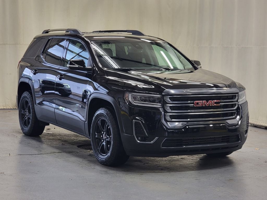 2023 GMC Acadia AT4