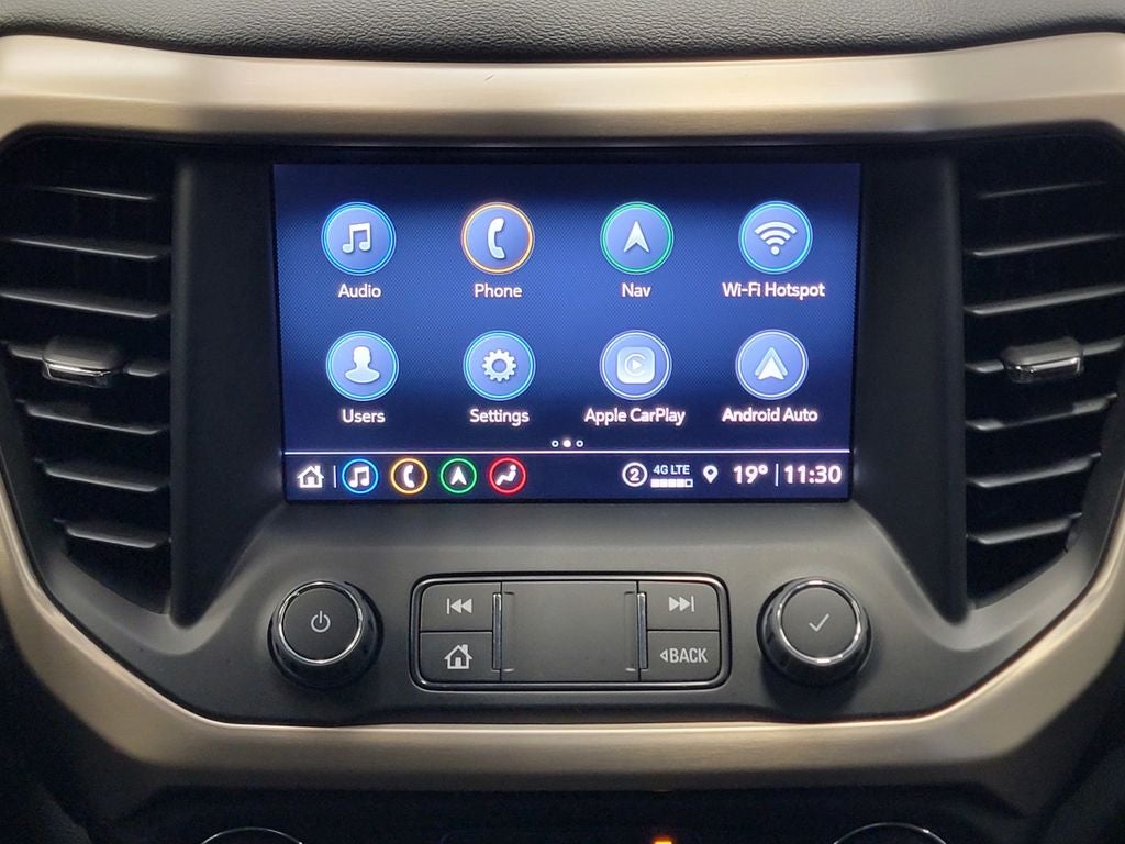 2023 GMC Acadia Denali