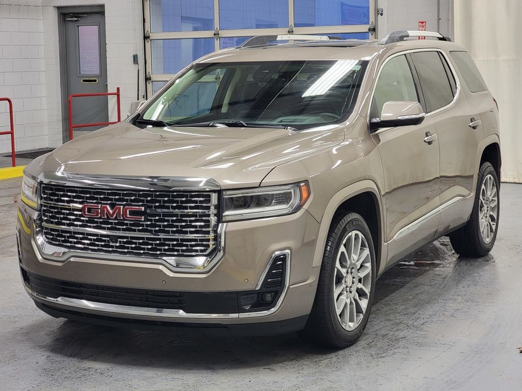 2023 GMC Acadia Denali