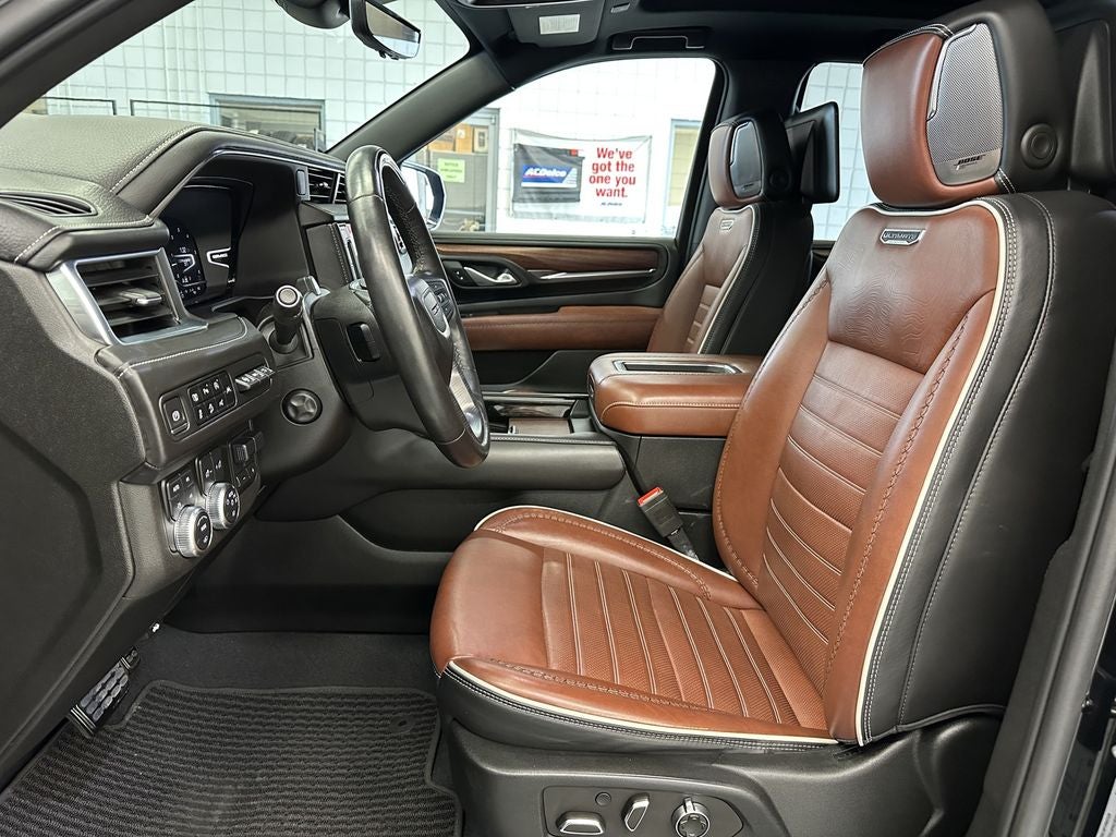 2023 GMC Yukon Denali Ultimate