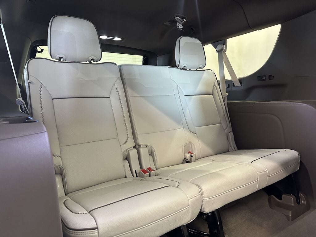 2026 GMC Yukon XL Denali - Photo 23