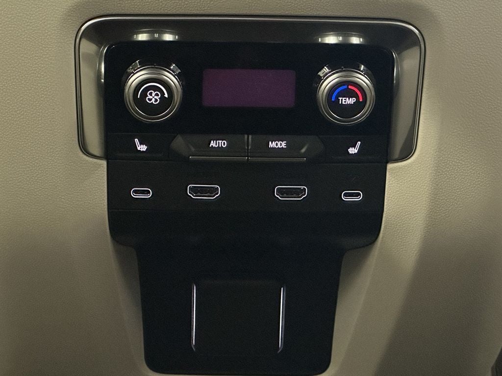 2026 GMC Yukon XL Denali - Photo 27