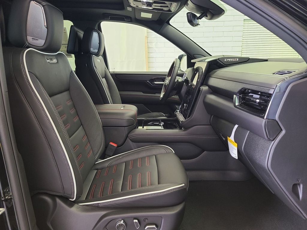 2025 GMC Yukon AT4 Ultimate