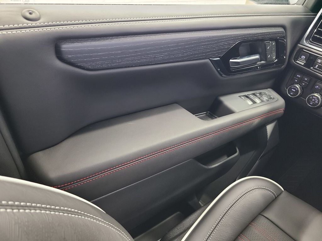 2025 GMC Yukon AT4 Ultimate