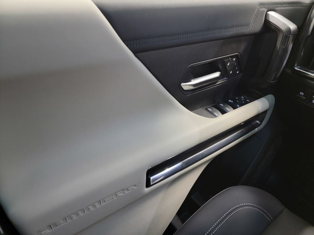 2026 GMC HUMMER EV SUV 2X