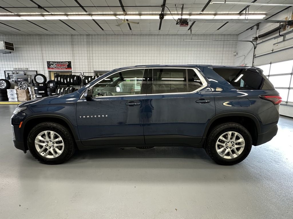 2022 Chevrolet Traverse LS