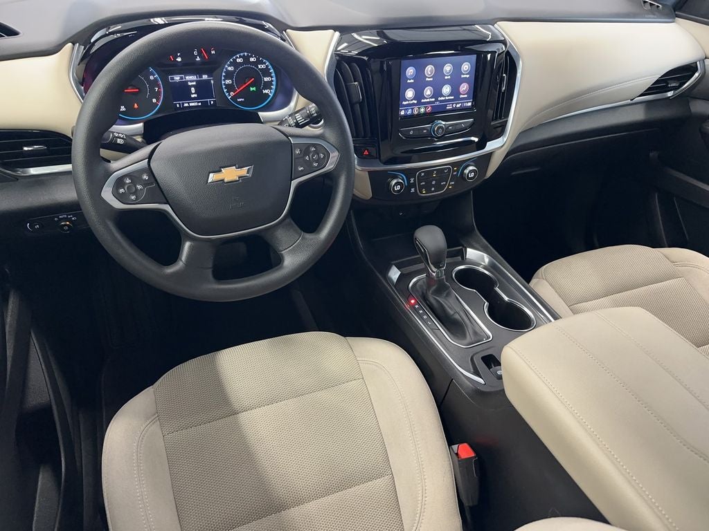 2022 Chevrolet Traverse LS