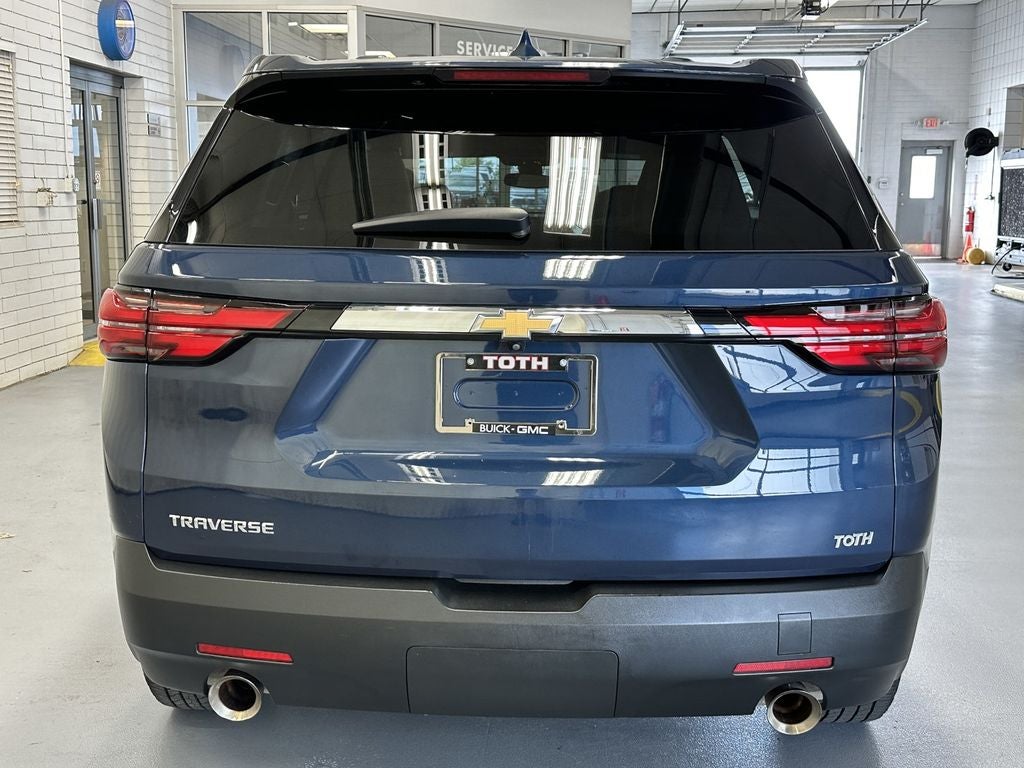 2022 Chevrolet Traverse LS