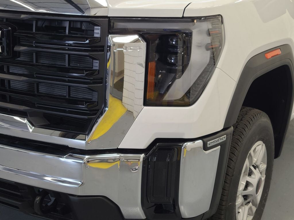 2025 GMC Sierra 2500 HD Pro