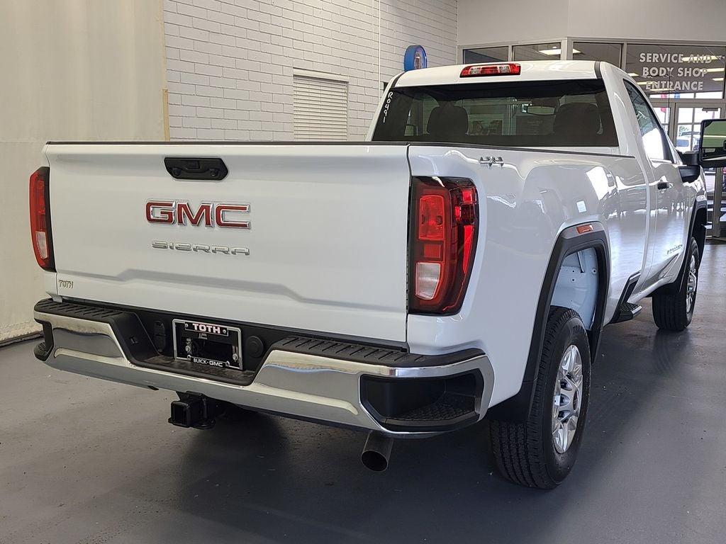 2025 GMC Sierra 2500 HD Pro