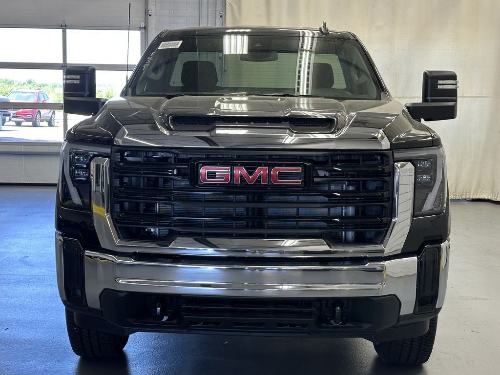 2026 GMC Sierra 3500HD Pro - Photo 11