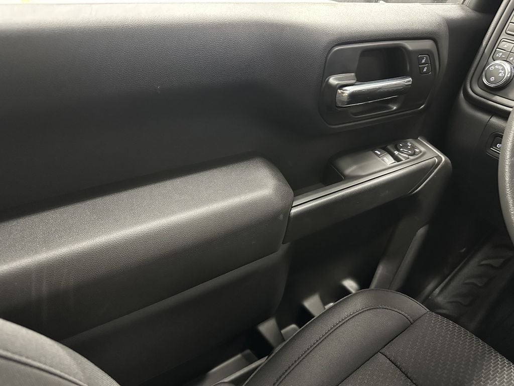 2026 GMC Sierra 3500HD Pro - Photo 25