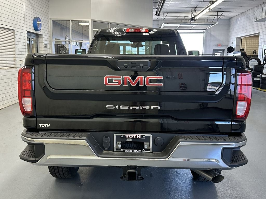 2026 GMC Sierra 3500HD Pro - Photo 7