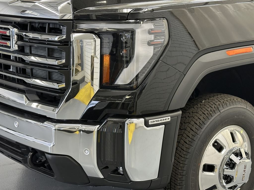 2026 GMC Sierra 3500 HD SLE DRW